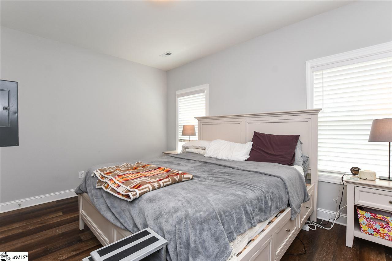 336 Ackley Road Greenville, SC 29607 - Photo 20 of 32
