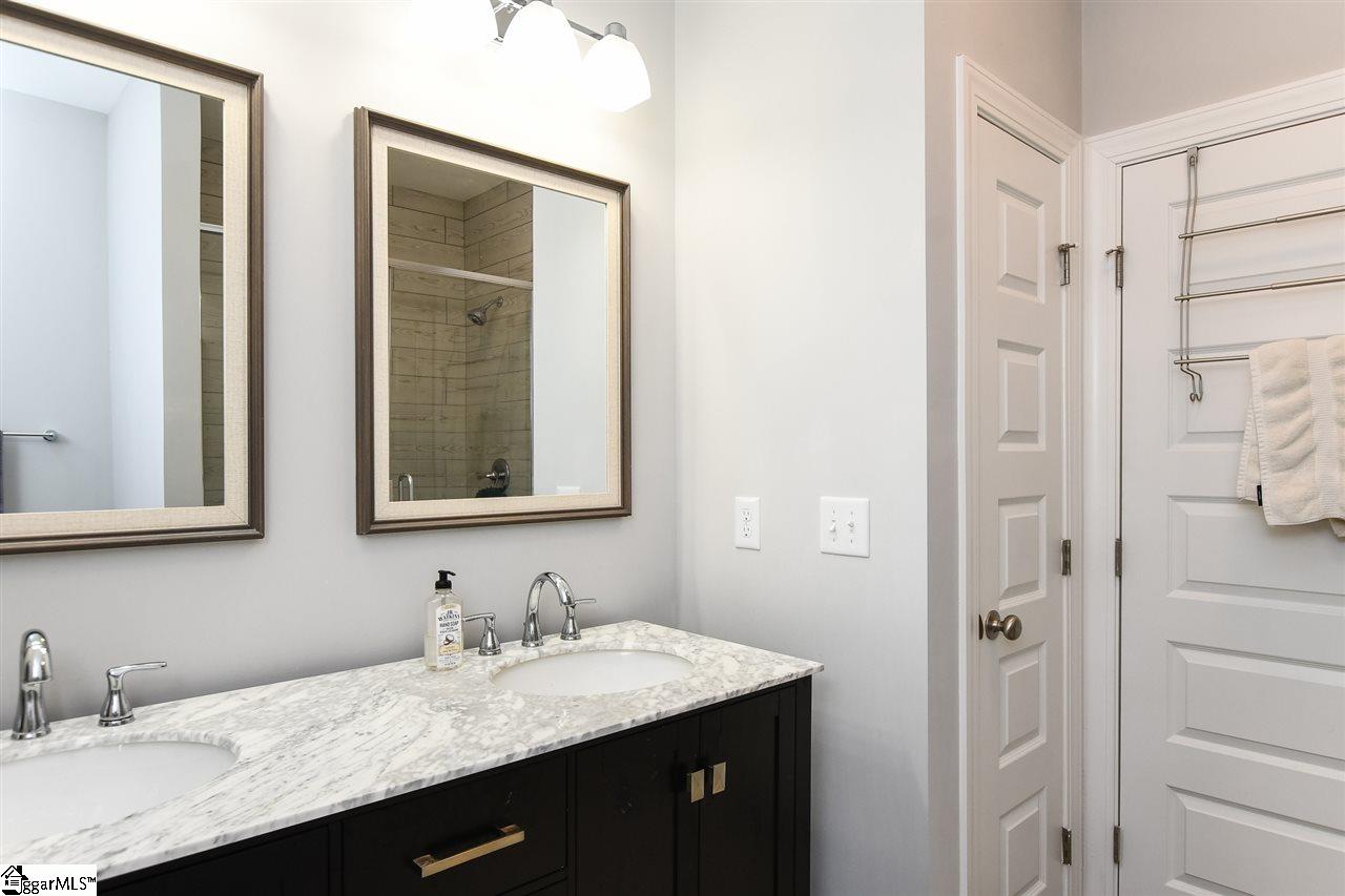 336 Ackley Road Greenville, SC 29607 - Photo 21 of 32