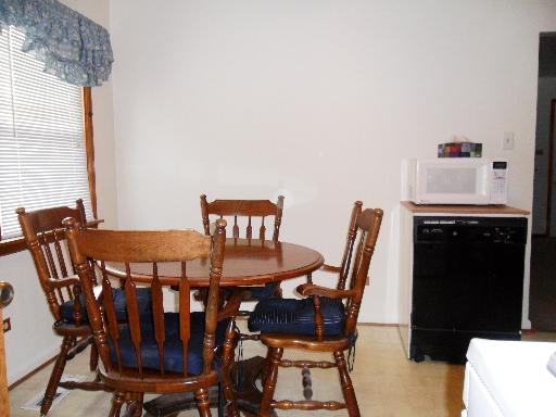 10907 Massasoit Avenue Chicago Ridge, IL 60415 - Photo 4 of 16