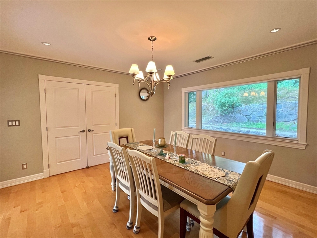 75 Lee Street Brookline, MA 02445 - Photo 13 of 30