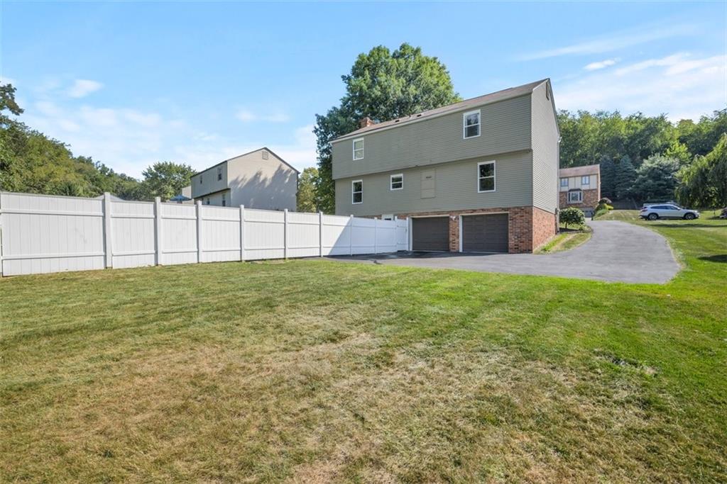 229 Lakeside Drive McKees Rocks, PA 15136 - Photo 32 of 35 a view of a backyard