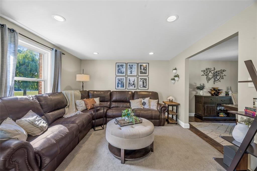 229 Lakeside Drive McKees Rocks, PA 15136 - Photo 4 of 35 a living room with furniture and a large window