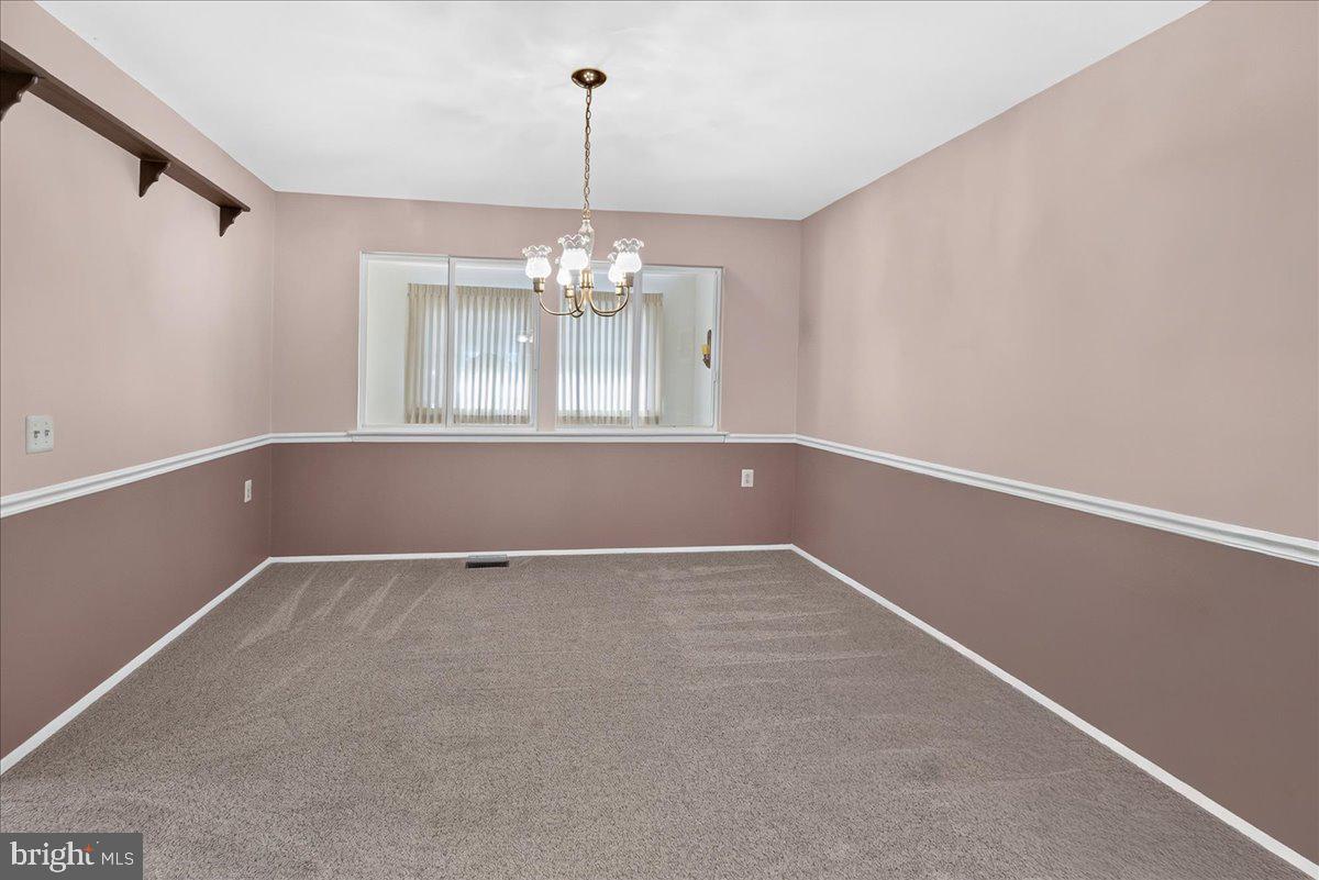 7047 Catalpa Road Frederick, MD 21703 - Photo 15 of 118