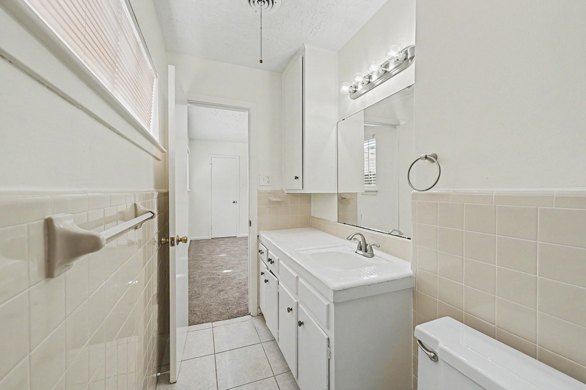 9315 Val Verde Street Houston, TX 77063 - Photo 19 of 27