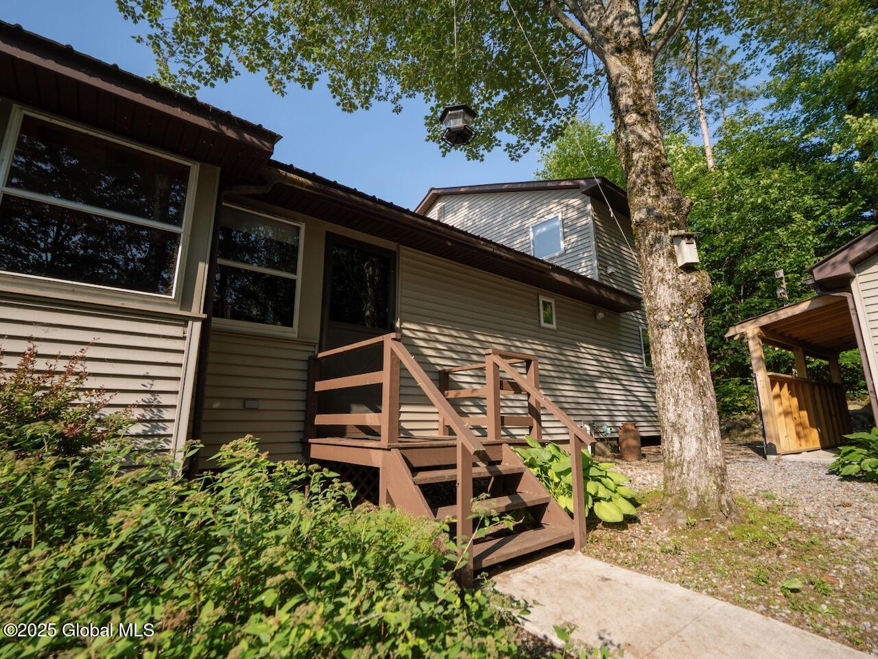 838 South Shore Road Edinburg, NY 12134 - Photo 50 of 68 45_exterior entryway