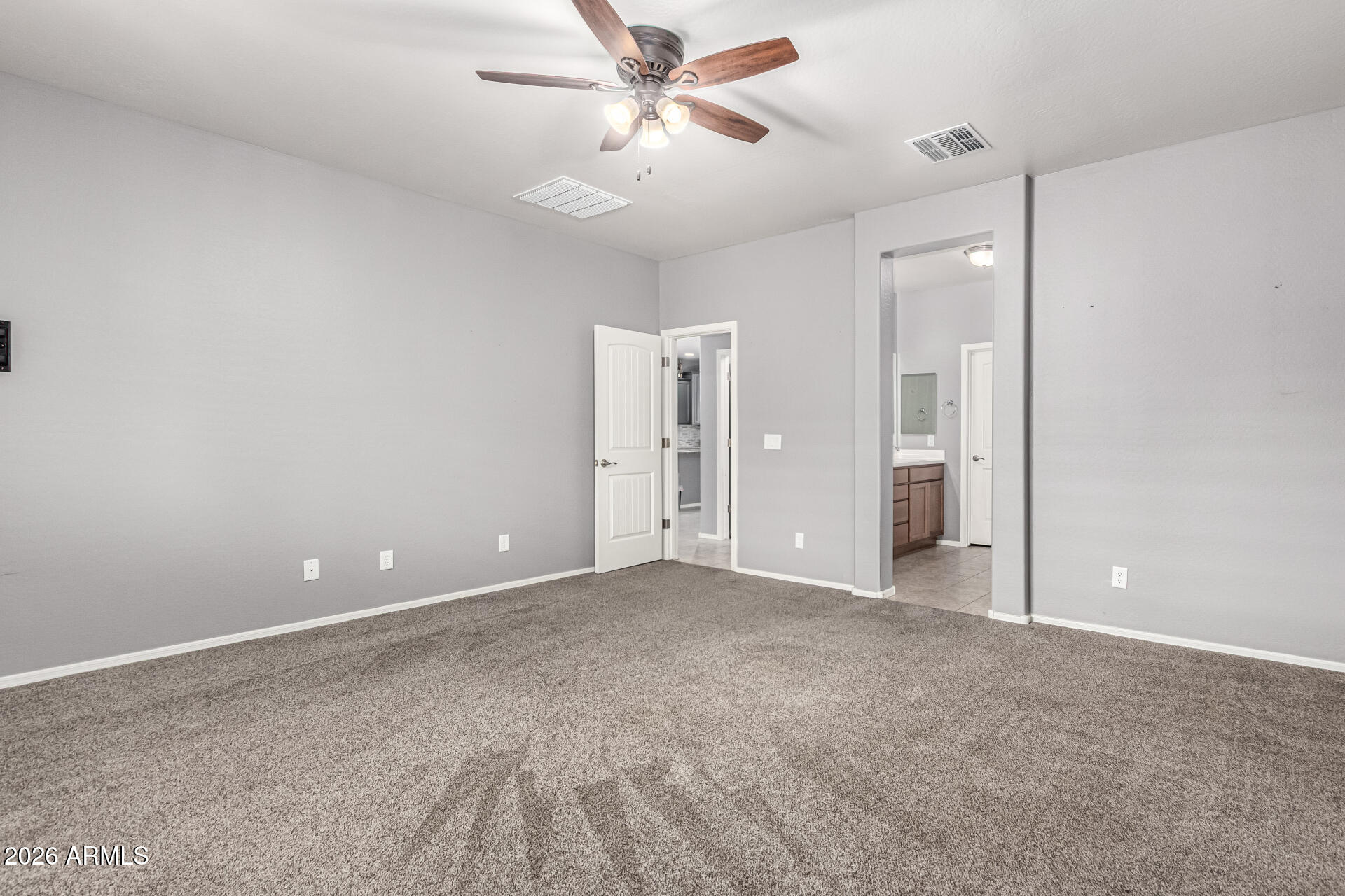 18431 West Williams Road Surprise, AZ 85387 - Photo 13 of 27 24 - Williams