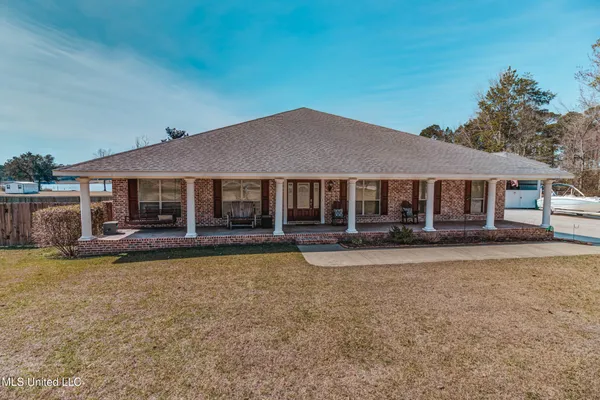 $602,000 | 17113 Spring Lake Drive East, Vancleave, MS 39565
