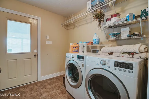 $602,000 | 17113 Spring Lake Drive East, Vancleave, MS 39565