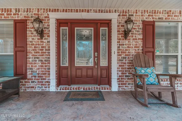 $602,000 | 17113 Spring Lake Drive East, Vancleave, MS 39565