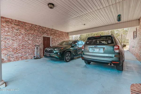 $602,000 | 17113 Spring Lake Drive East, Vancleave, MS 39565