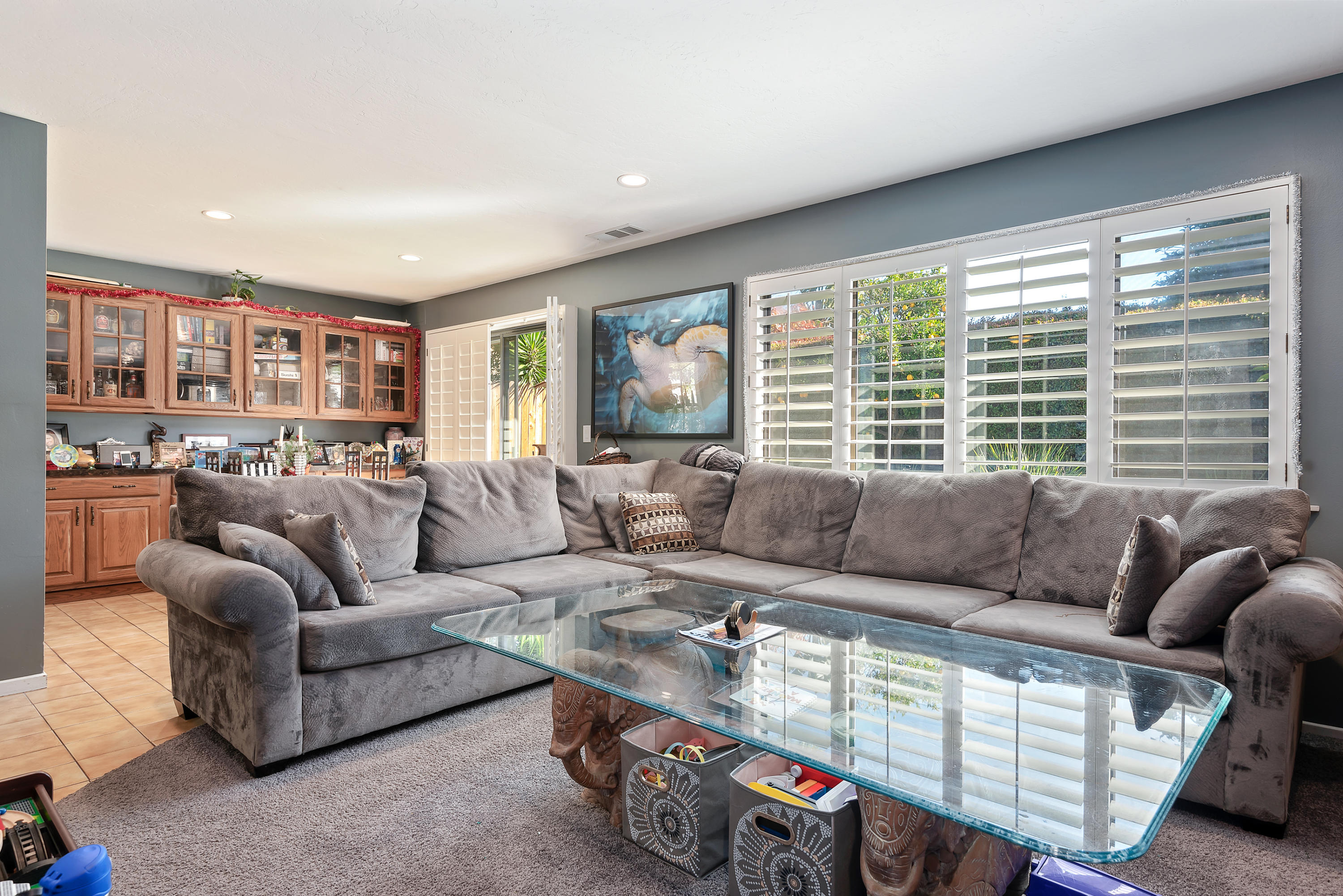 04-Living Room