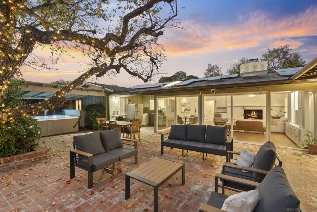 $7,200,000 | 2315 Avenida De La Playa, La Jolla, CA 92037