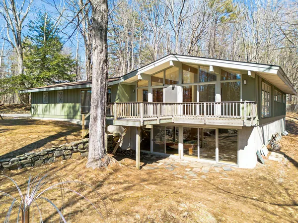 $475,000 | 377 Readfield Road, Manchester, ME 04351