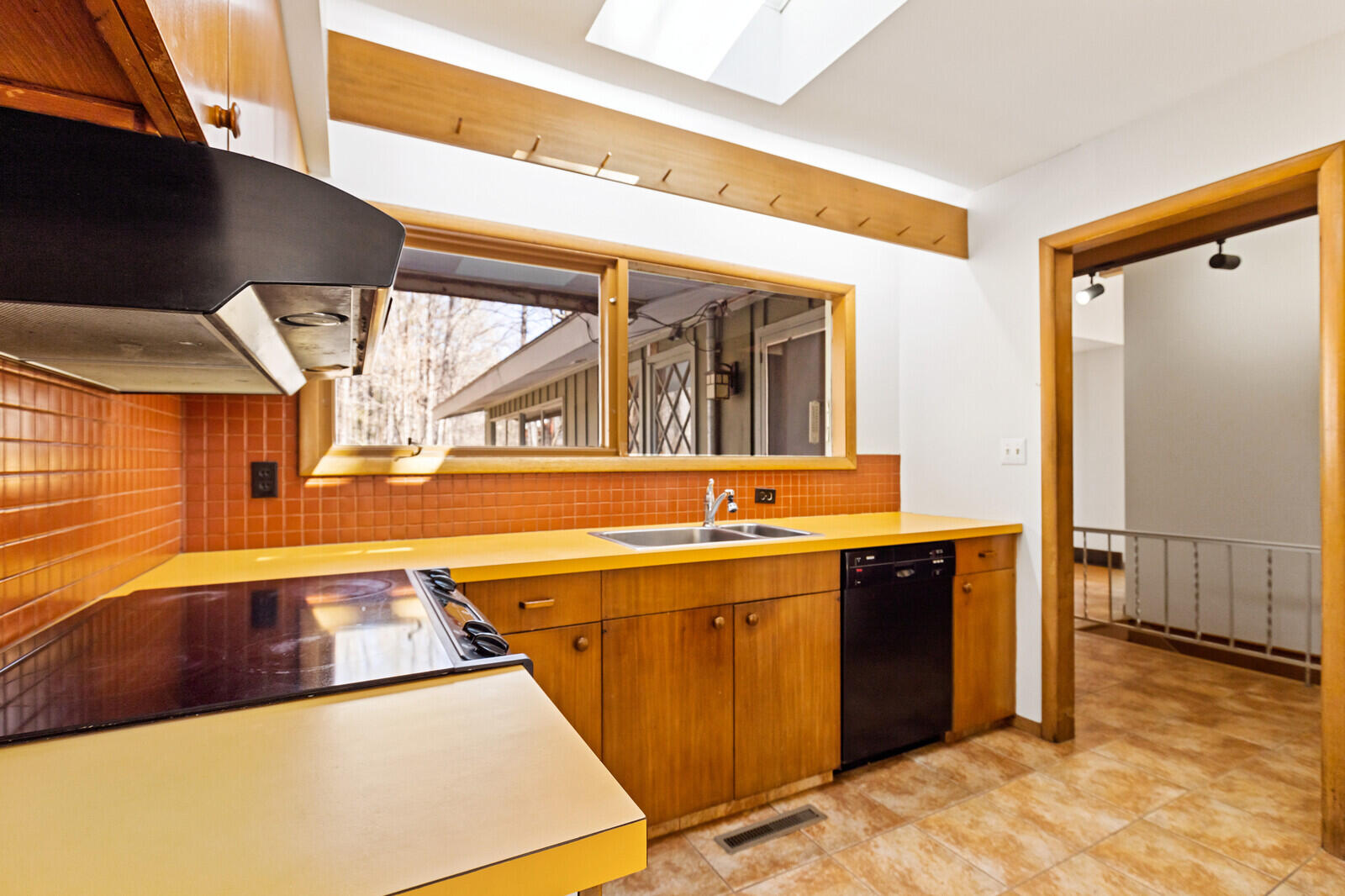 377 Readfield Road Manchester, ME 04351 - Photo 25 of 61 63_BP5A1026_DxO_mls