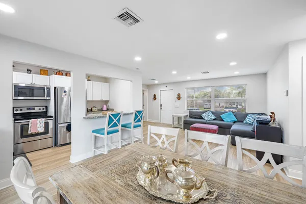$3,150 | 12015 Colony Avenue, Palm Beach Gardens, FL 33410