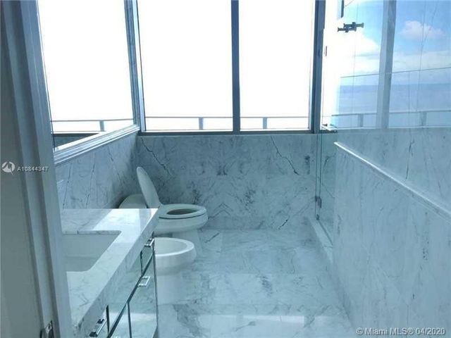 $3,470,000 | 17475 Collins Avenue, Unit 3001, Sunny Isles Beach, FL 33160