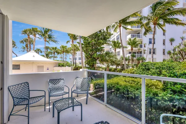 $2,200 | 2800 North Flagler Drive, Unit 101, West Palm Beach, FL 33407