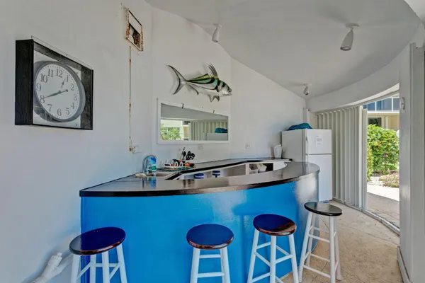$2,200 | 2800 North Flagler Drive, Unit 101, West Palm Beach, FL 33407