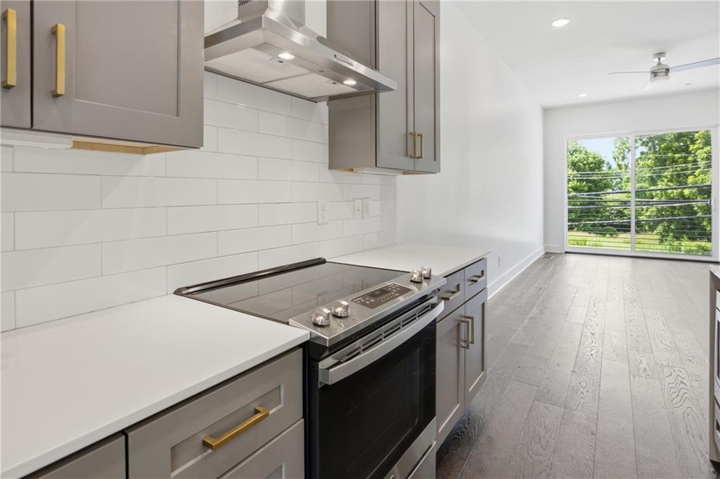 211 Bass Street Southwest, Unit 10 Atlanta, GA 30315 - Photo 9 of 34