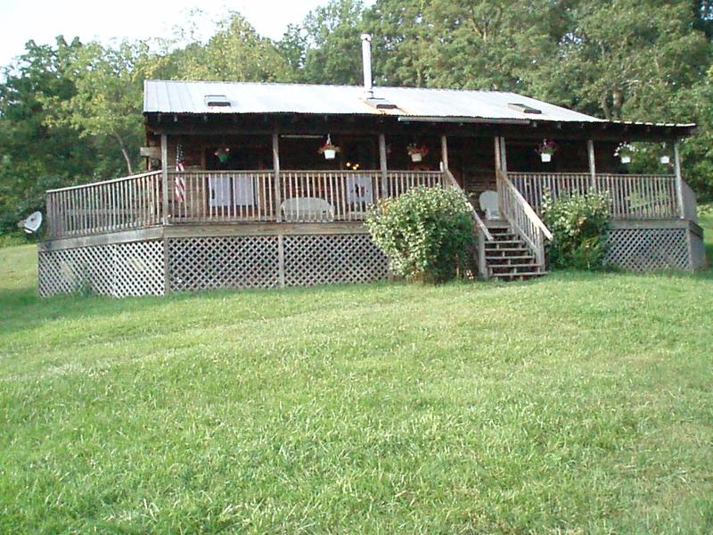 2884 Murray Hollow Road Thaxton, VA 24174 - Photo 1 of 19 Front