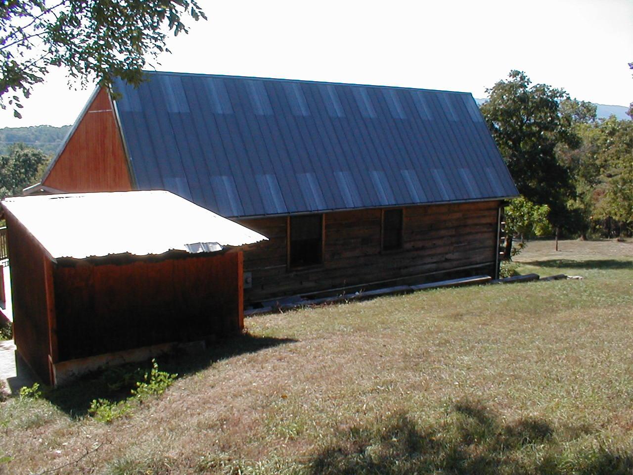 2884 Murray Hollow Road Thaxton, VA 24174 - Photo 4 of 19 Back