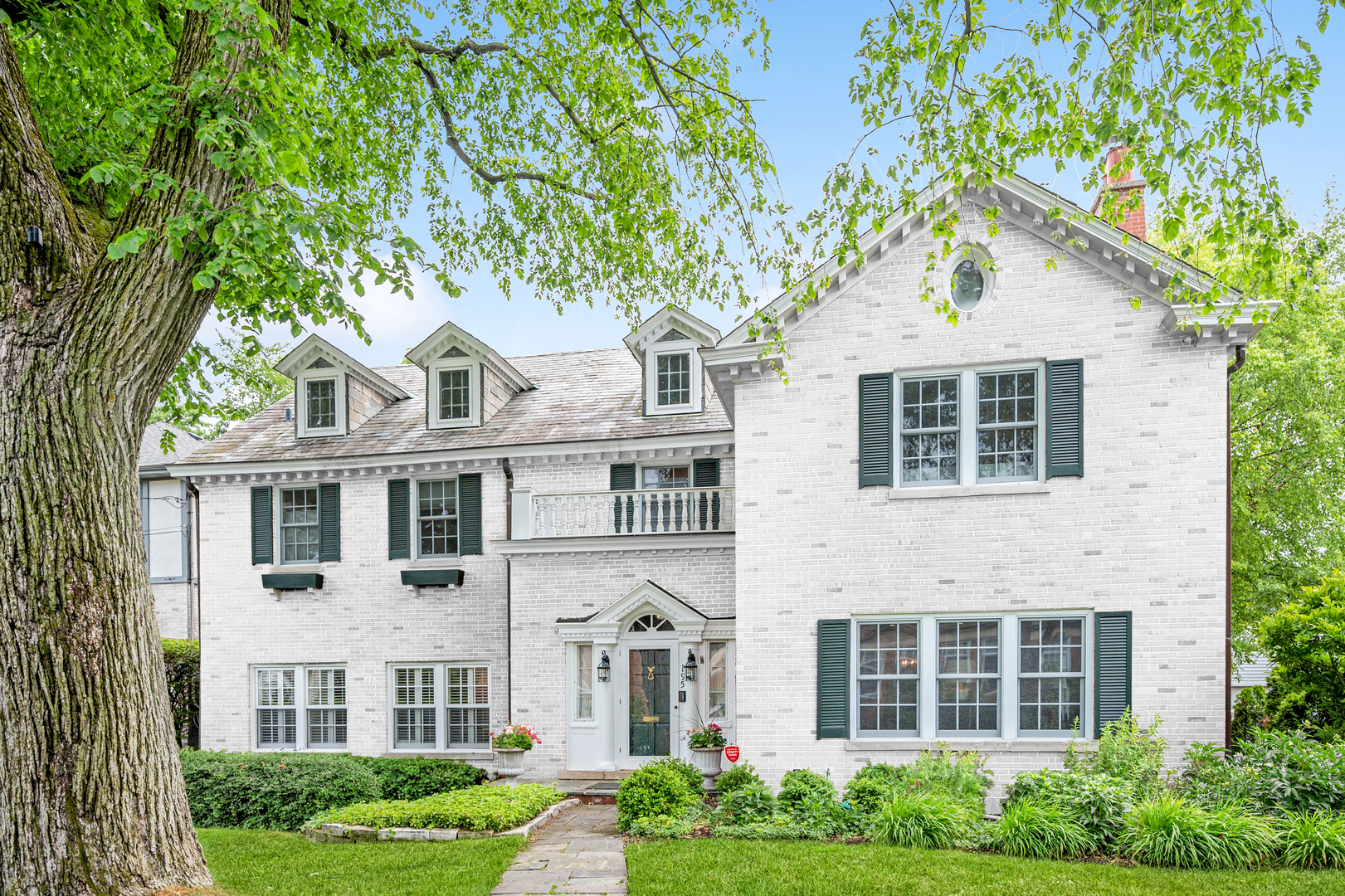 195 Ridge Avenue Winnetka, IL 60093 - Photo 3 of 52