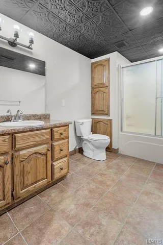 $674,000 | 11725 Fairway Cir Drive, Dexter, MO 63841