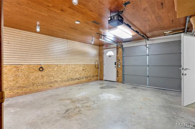 $674,000 | 11725 Fairway Cir Drive, Dexter, MO 63841