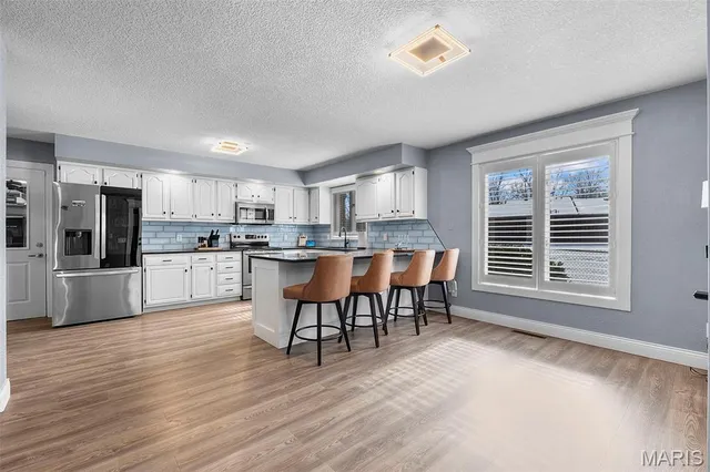 $674,000 | 11725 Fairway Cir Drive, Dexter, MO 63841