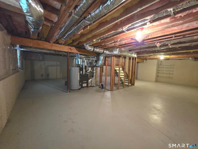 $545,000 | 1 Bittersweet Lane, Unit 1, East Lyme, CT 06357