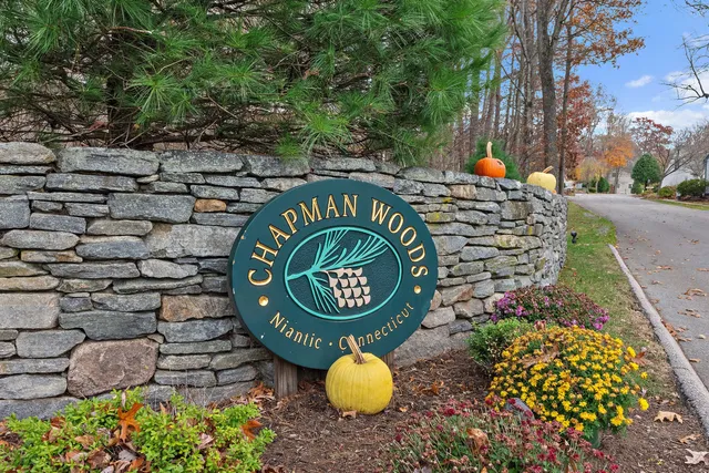 $545,000 | 1 Bittersweet Lane, Unit 1, East Lyme, CT 06357