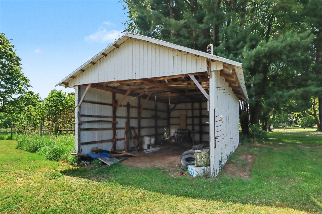 17650 Heimbach Road Three Rivers, MI 49093 - Photo 13 of 41