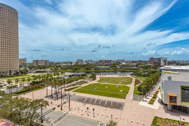 $435,000 | 777 North Ashley Drive, Unit 1009, Tampa, FL 33602