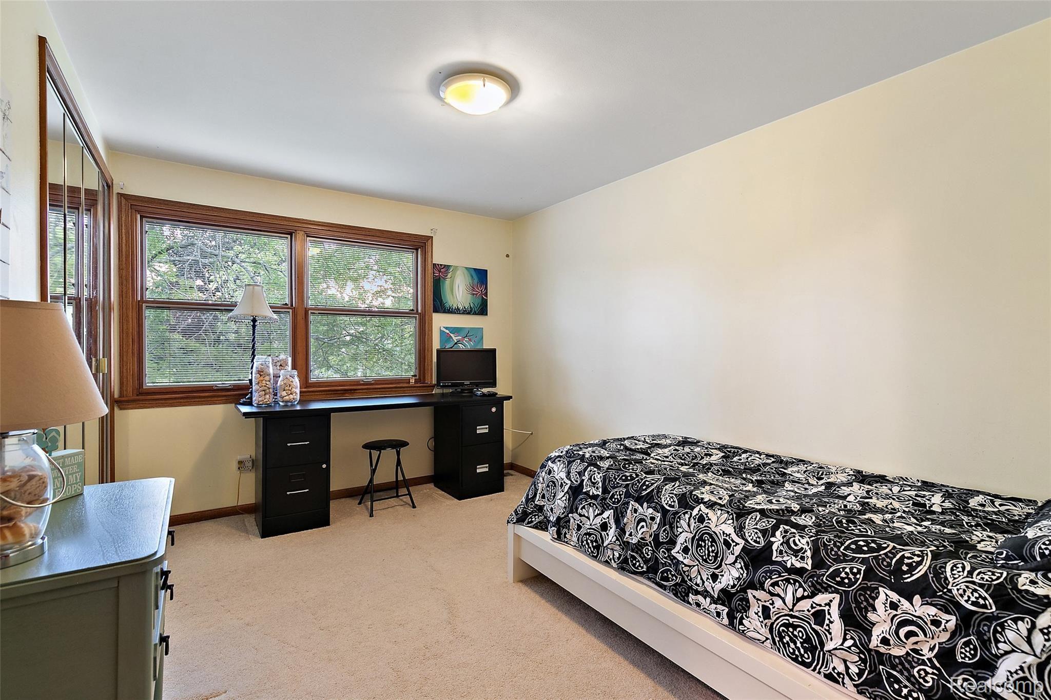 61576 Spring Circle Trail Washington, MI 48094 - Photo 19 of 45 61576 Spring Circle-42.jpg