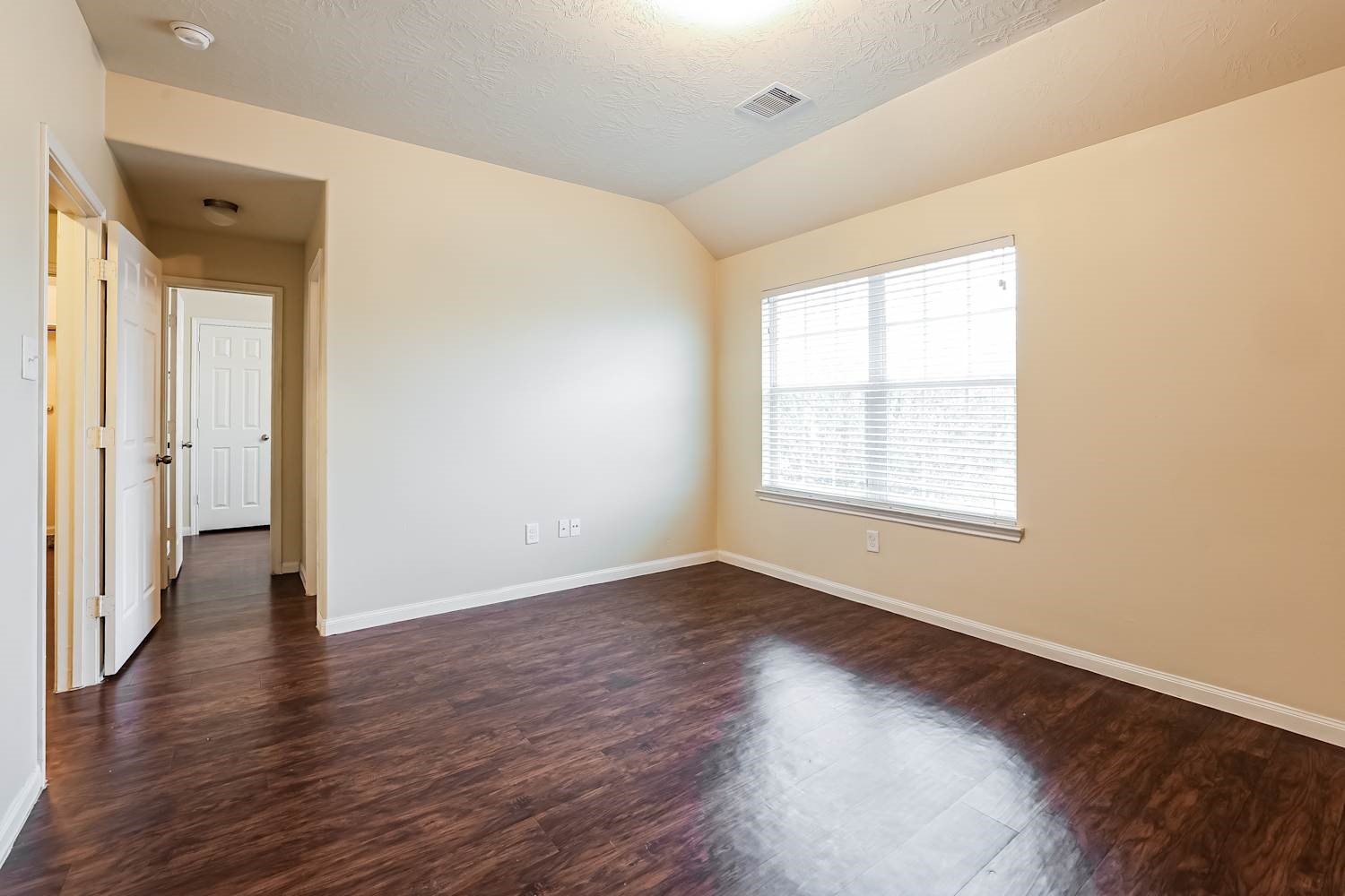 12631 Lady Slipper Road Houston, TX 77038 - Photo 11 of 17