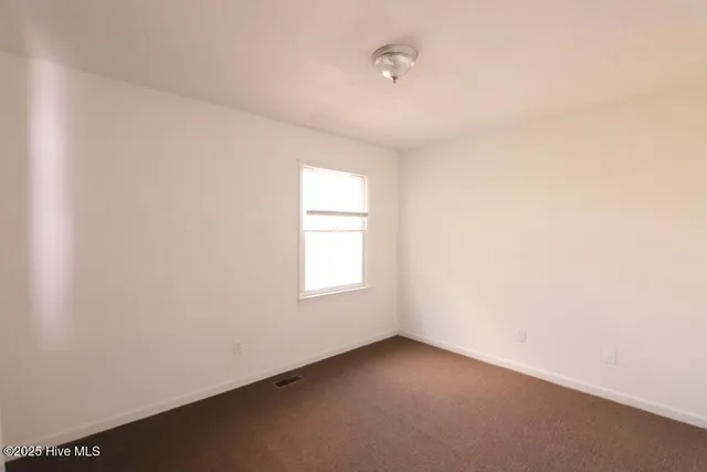 $950 | 309 Kristin Drive, Unit C, Greenville, NC 27834