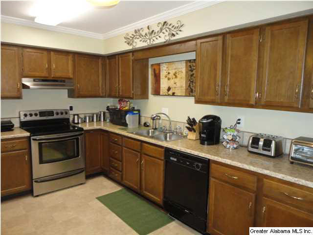 729 Columbiana Road Birmingham, AL 35209 - Photo 5 of 17