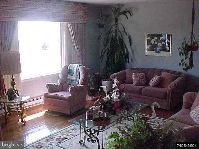 13358 Center Road Stewartstown, PA 17363 - Photo 6 of 9 Gallery Image 6