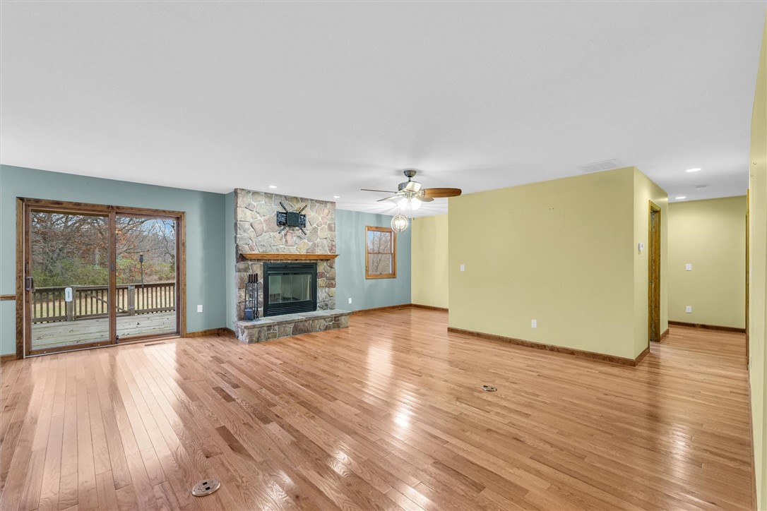 6 Grandview Heights Findlay, IL 62534 - Photo 4 of 36