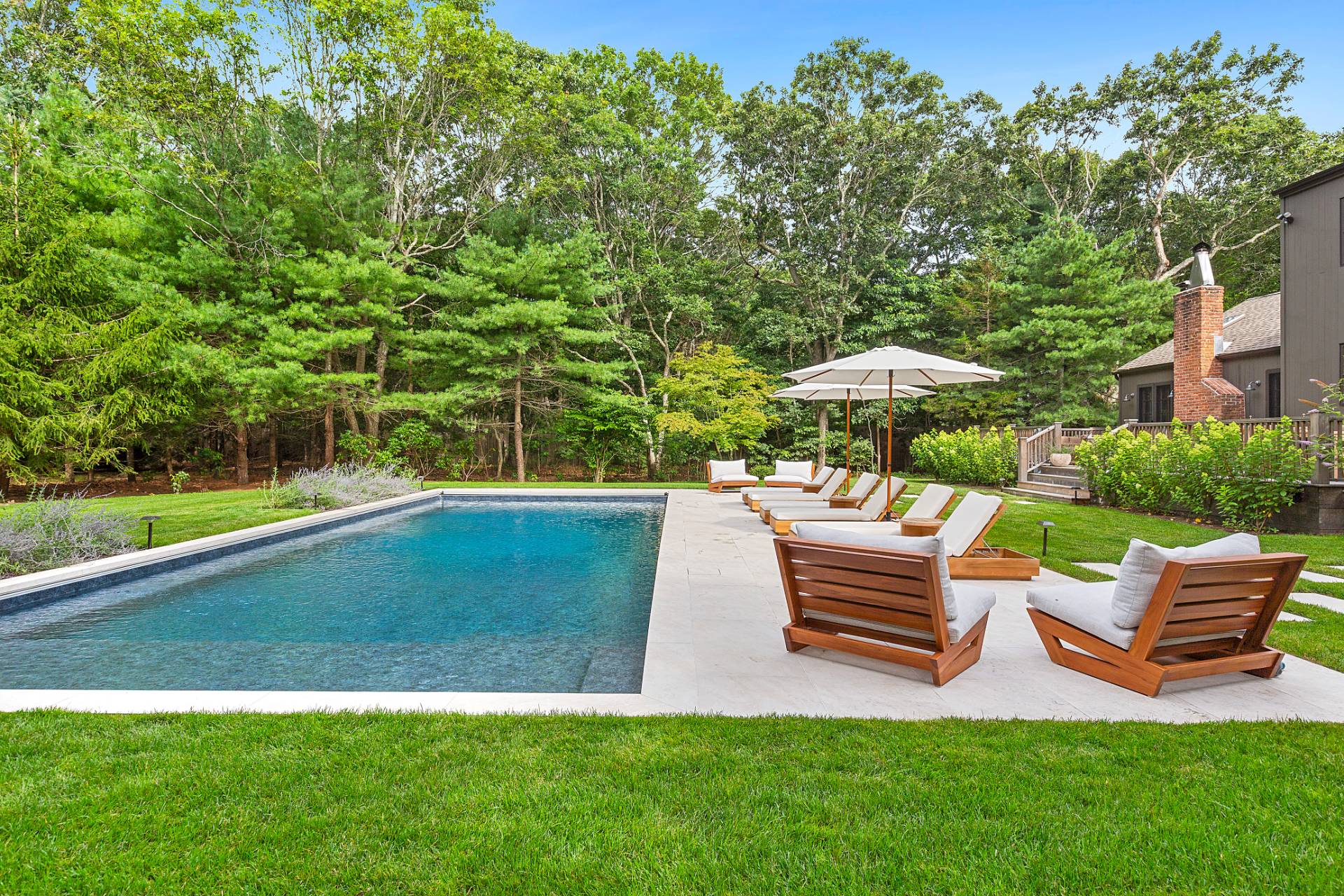 18 Renees Way East Hampton, NY 11937 - Photo 34 of 41