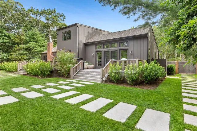 $65,000 | 18 Renees Way, East Hampton, NY 11937