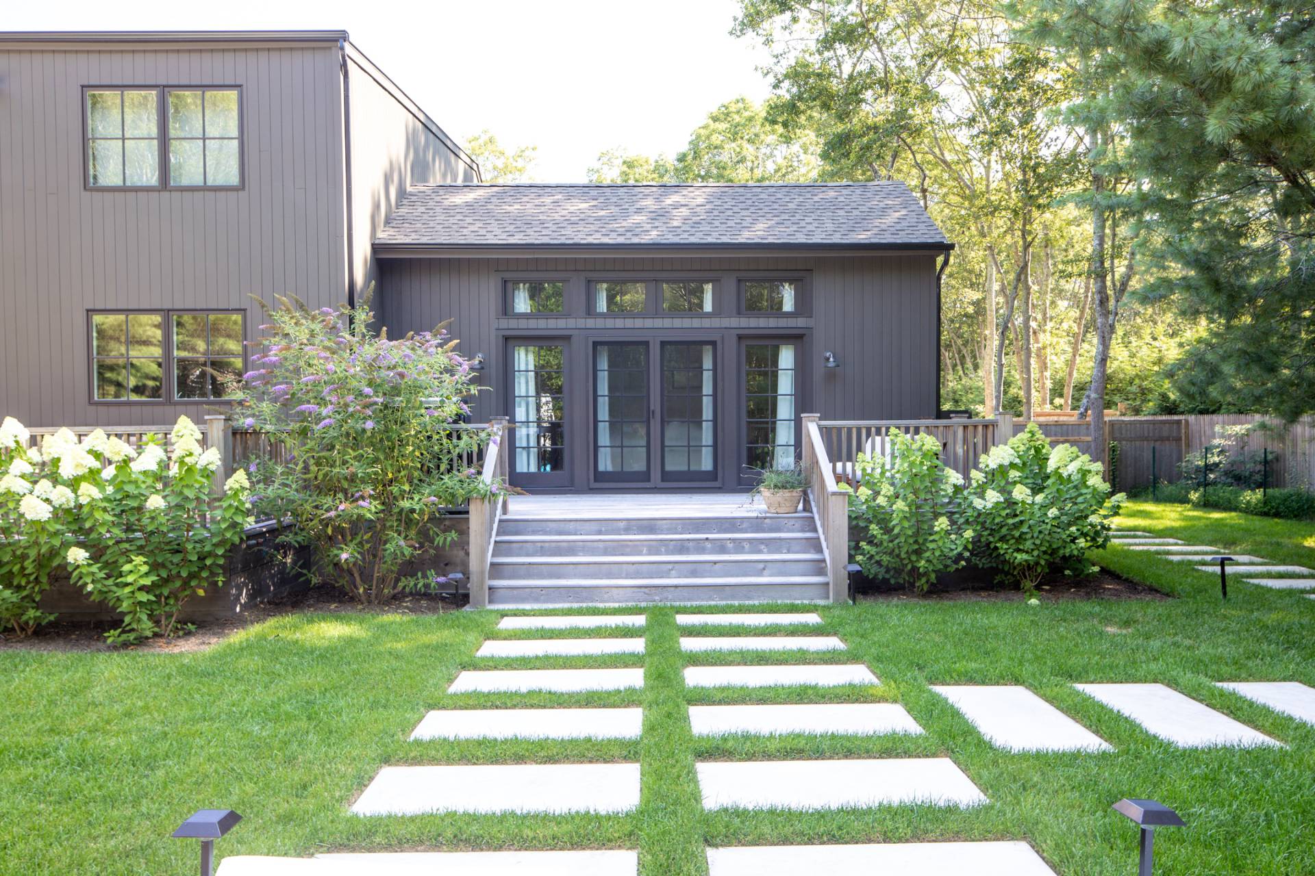 18 Renees Way East Hampton, NY 11937 - Photo 37 of 41