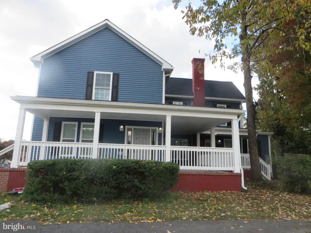 $1,295,000 | 3010 Steven Martin Drive, Fairfax, VA 22031