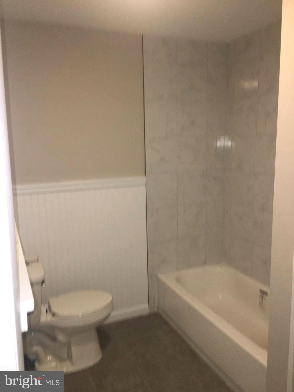 1099 Highway 45 Pilesgrove, NJ 08098 - Photo 17 of 20 Hall Bath Tub/Shower