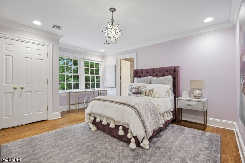 19 Hilltop Road Short Hills, NJ 07078 - Photo 20 of 34