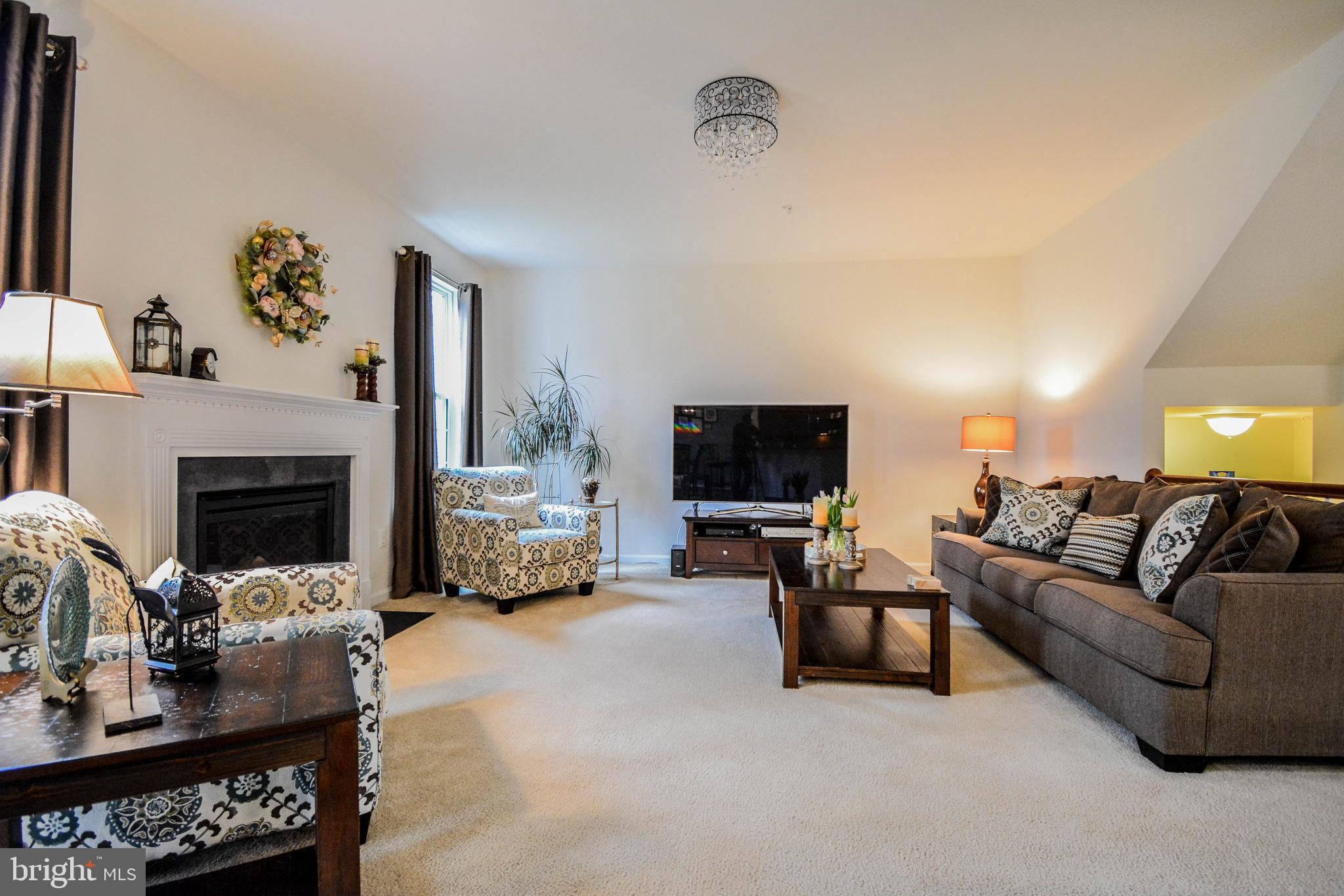 3321 Eagle Ridge Drive Woodbridge, VA 22191 - Photo 12 of 32 Family room