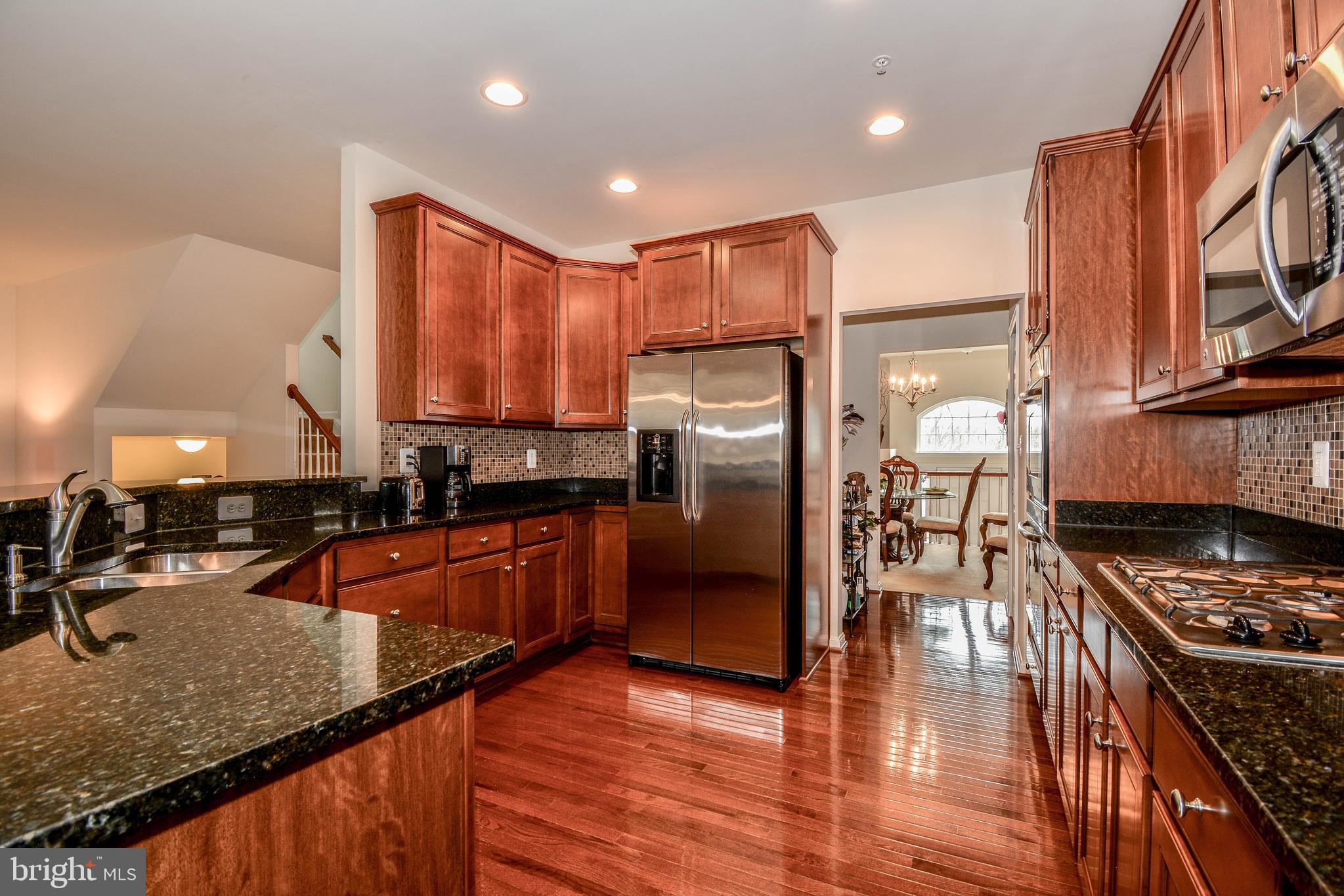 3321 Eagle Ridge Drive Woodbridge, VA 22191 - Photo 3 of 32 Kitchen