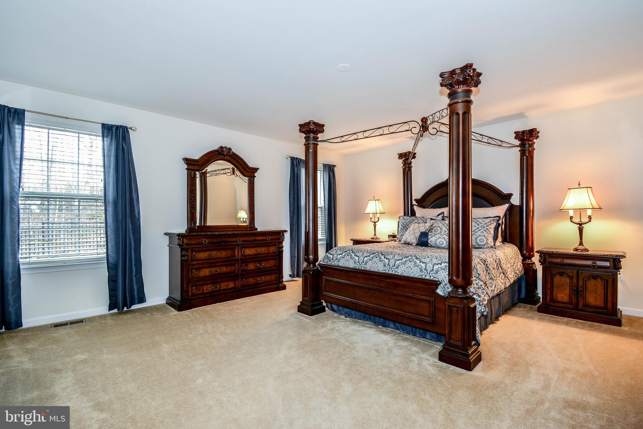 3321 Eagle Ridge Drive Woodbridge, VA 22191 - Photo 22 of 32 Master bedroom w/ walk in closet