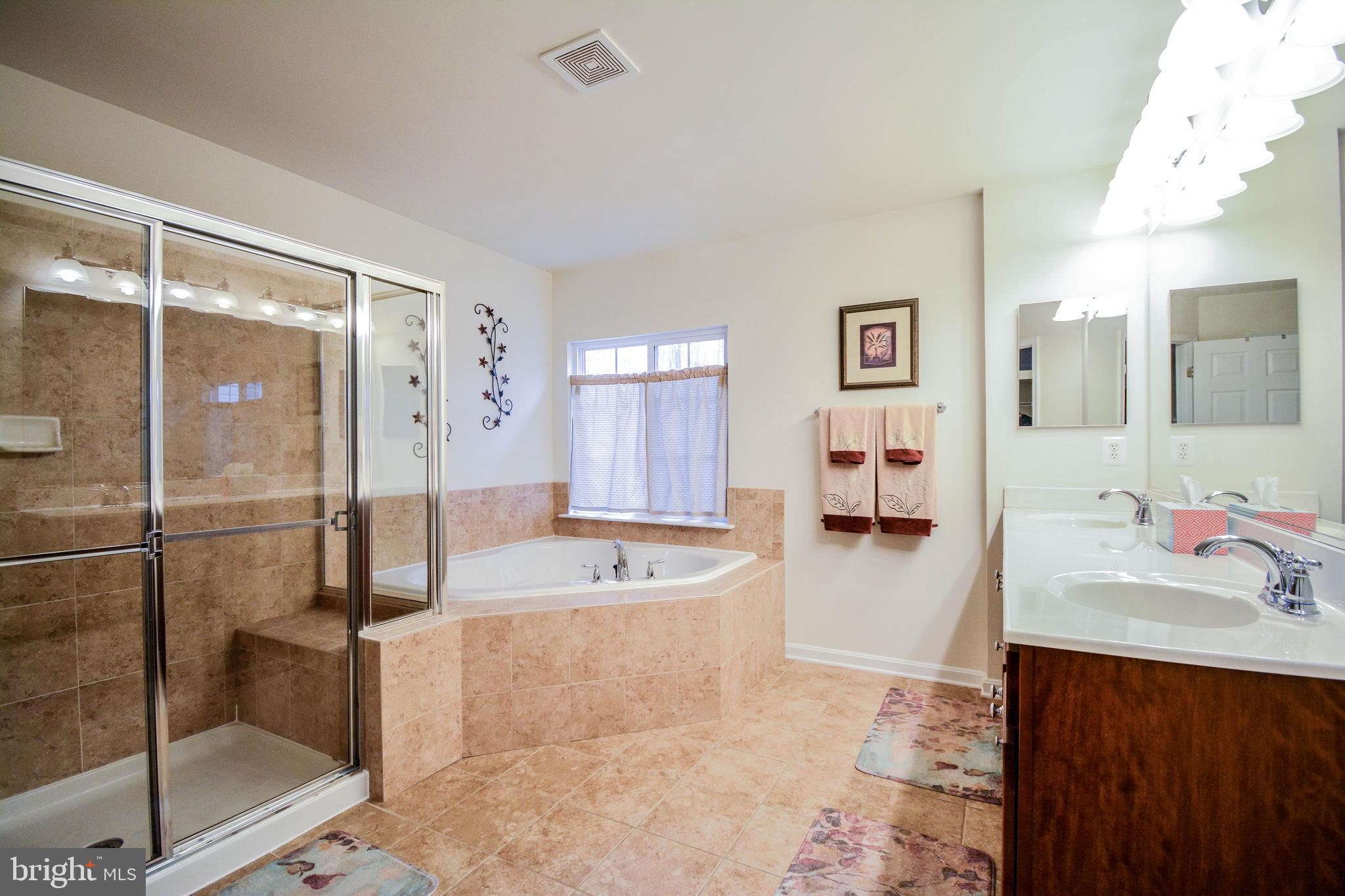 3321 Eagle Ridge Drive Woodbridge, VA 22191 - Photo 24 of 32 Master bath