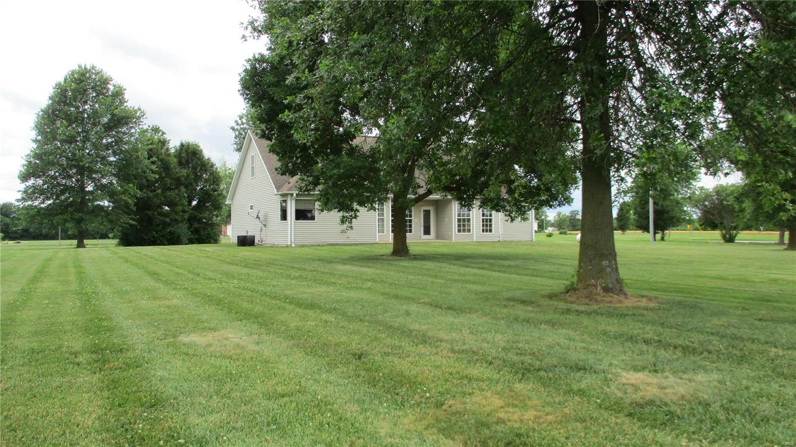5340 Quercus Grove Road Edwardsville, IL 62025 - Photo 38 of 39
